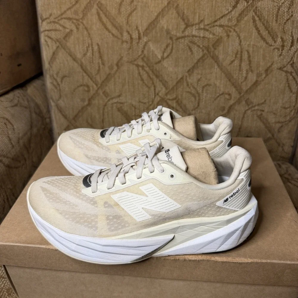 New Balance FuelCell Rebel V5 Angora WFCX7ZF Women's Size 7B Running Shoes